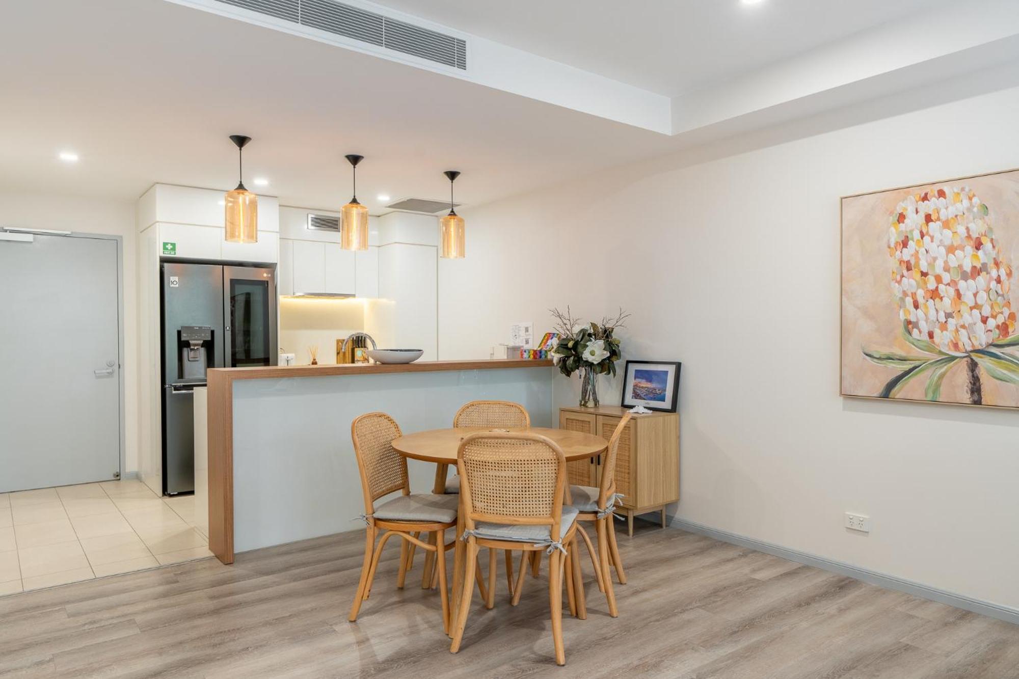 Location 2-bed With Gym Pool 7-min From Cbd *