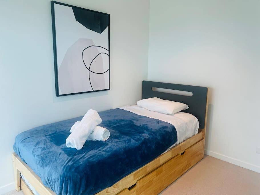 Luxury River Views - Skytower L53#free Parking Apartment *