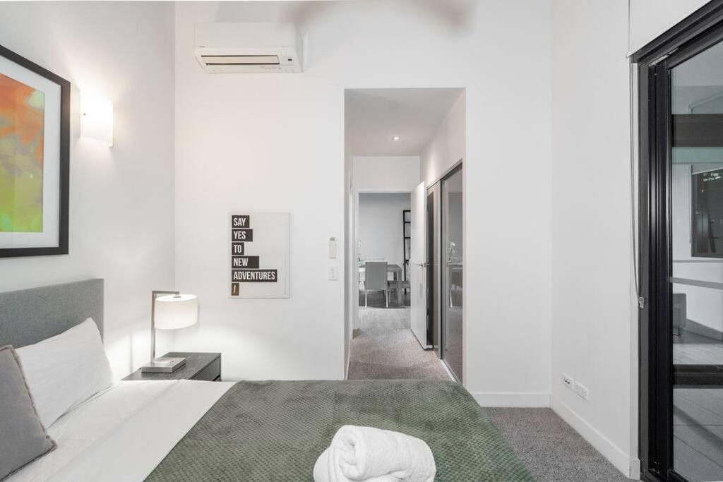 South 2b2b Apt&parking *