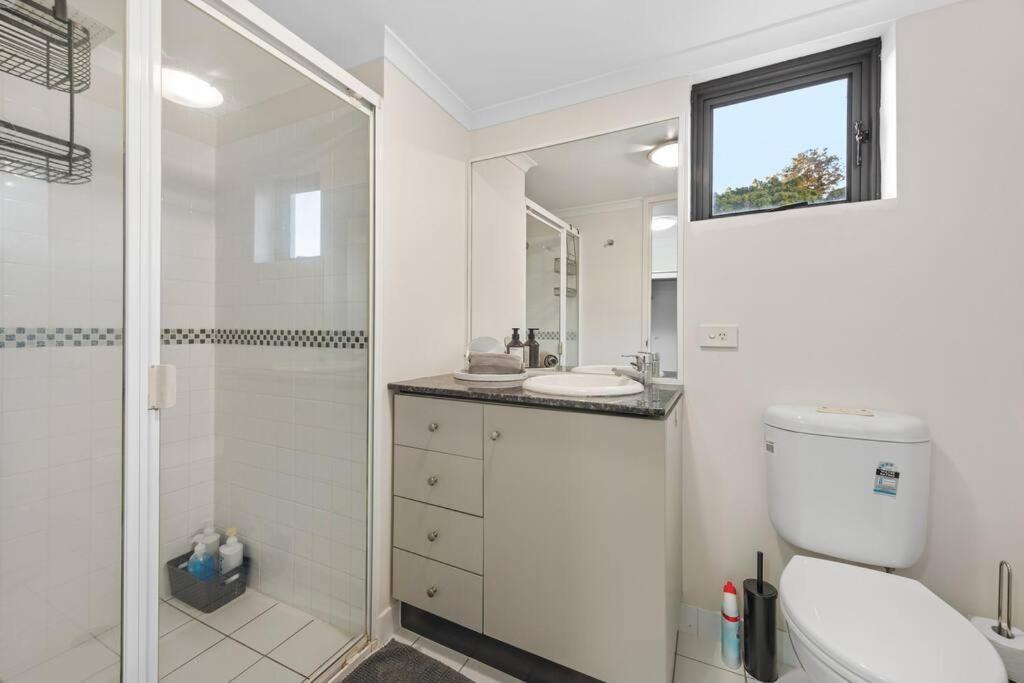 Superb 2bed 2bath 1car Views Cbd Brisbane