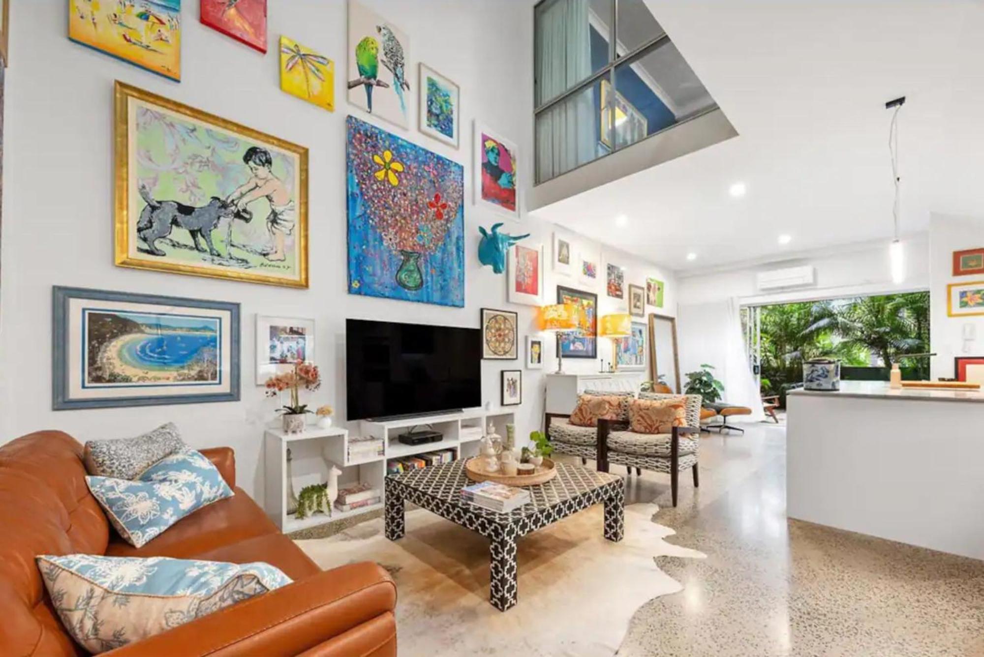 Apartment The Street Gallery Brisbane