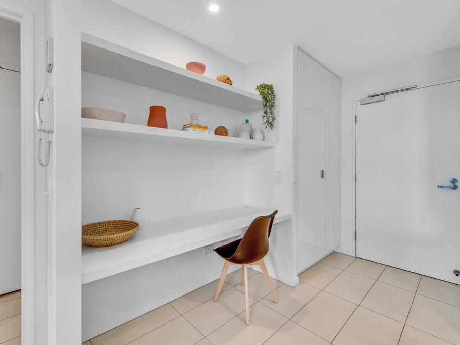 Modern Mountain View - South Brisbane