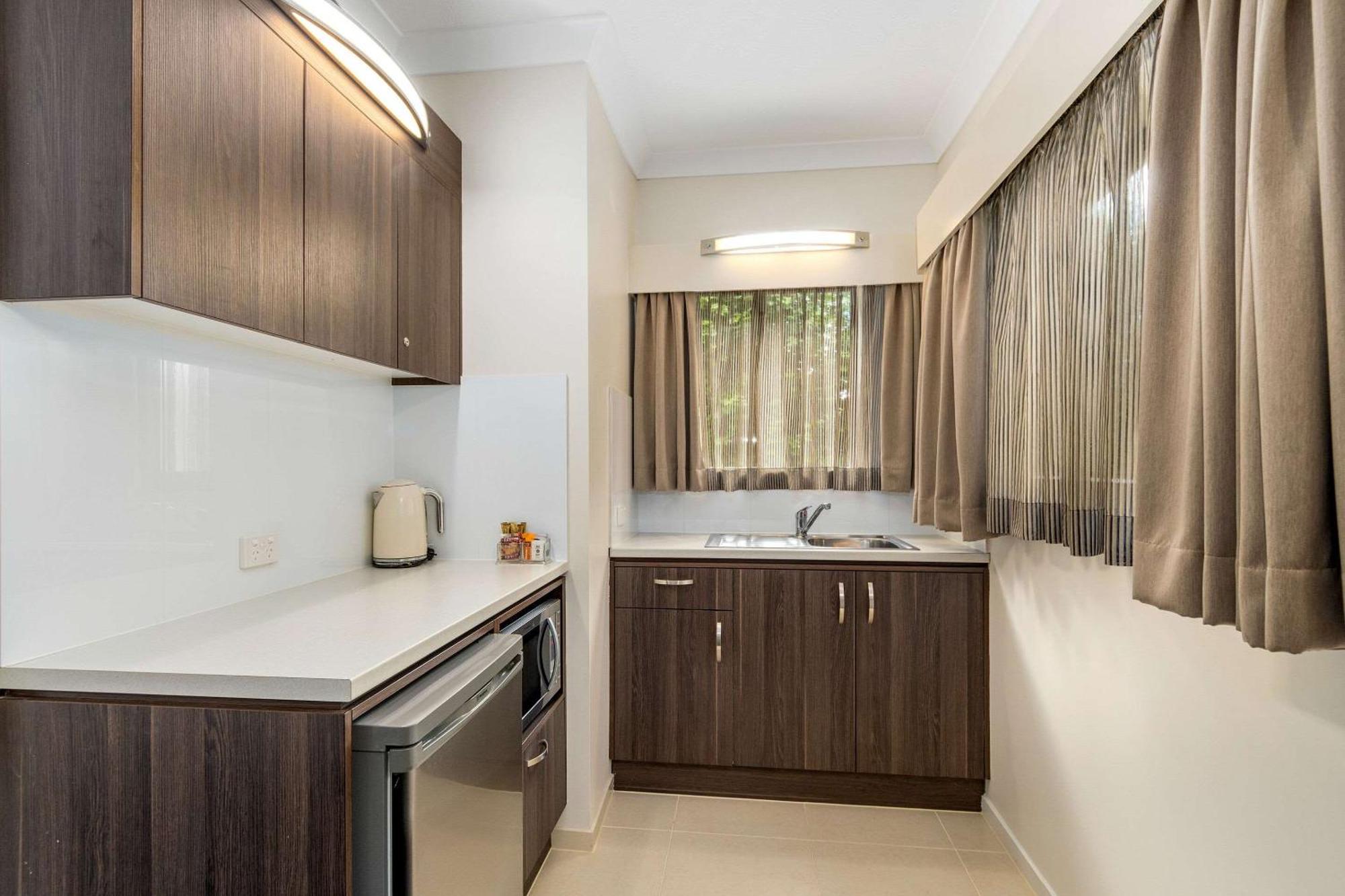 Quality Robertson Gardens 4* Brisbane