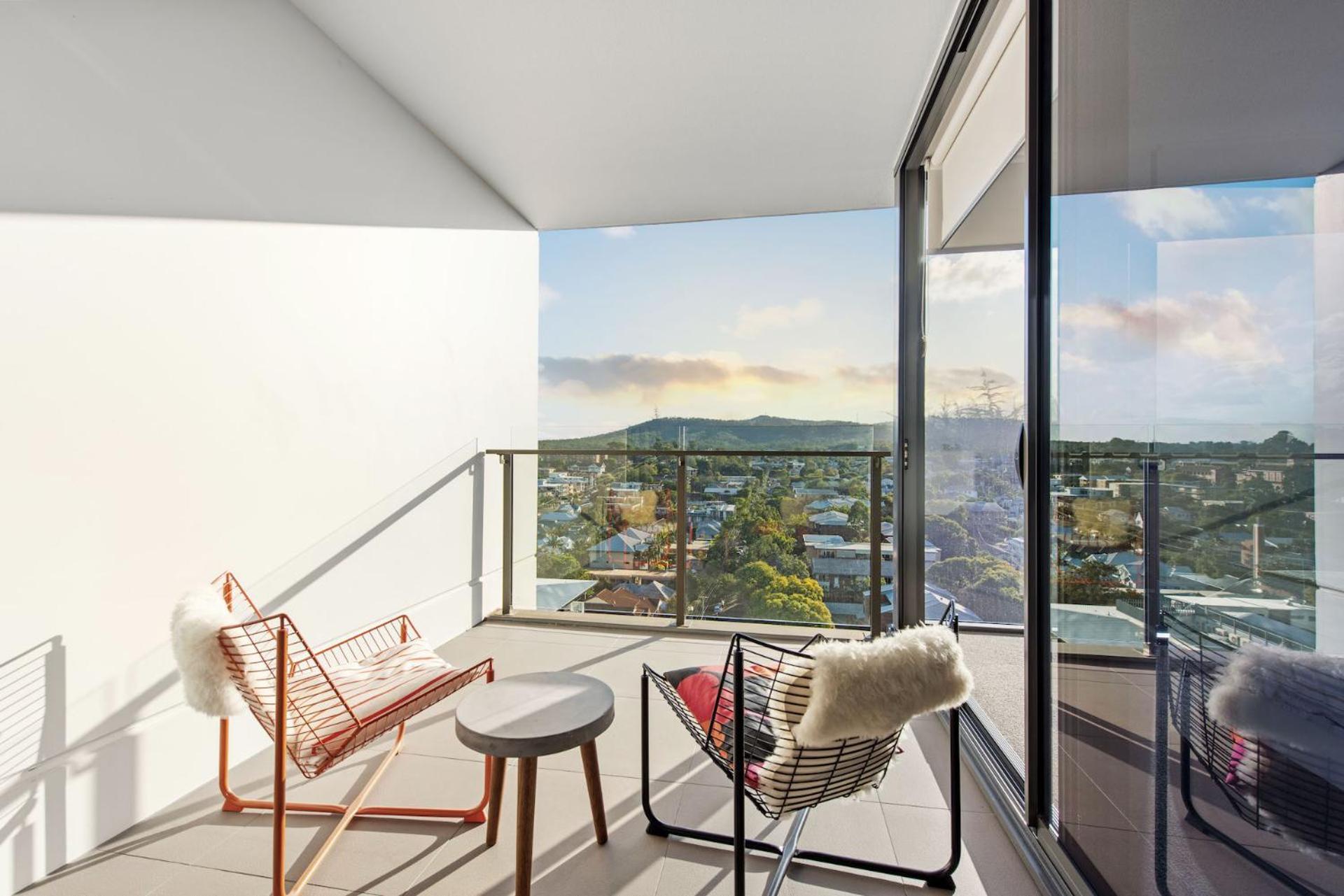 Apartment Captivating Convenience 1bed 1bath 1car Views *