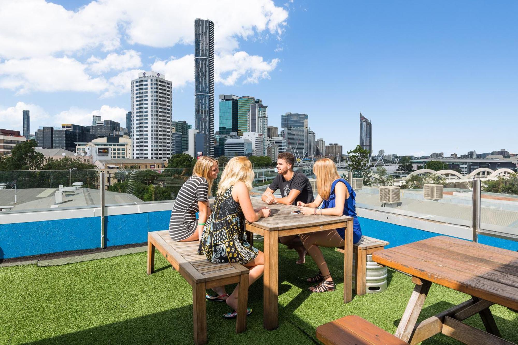 Summer House Hostel Brisbane