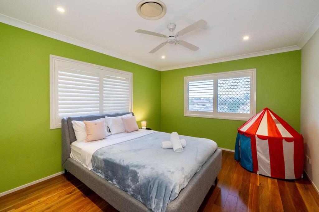 Spacious 5br 3ba W Parking And Yard In Sunnybank M11 * Brisbane