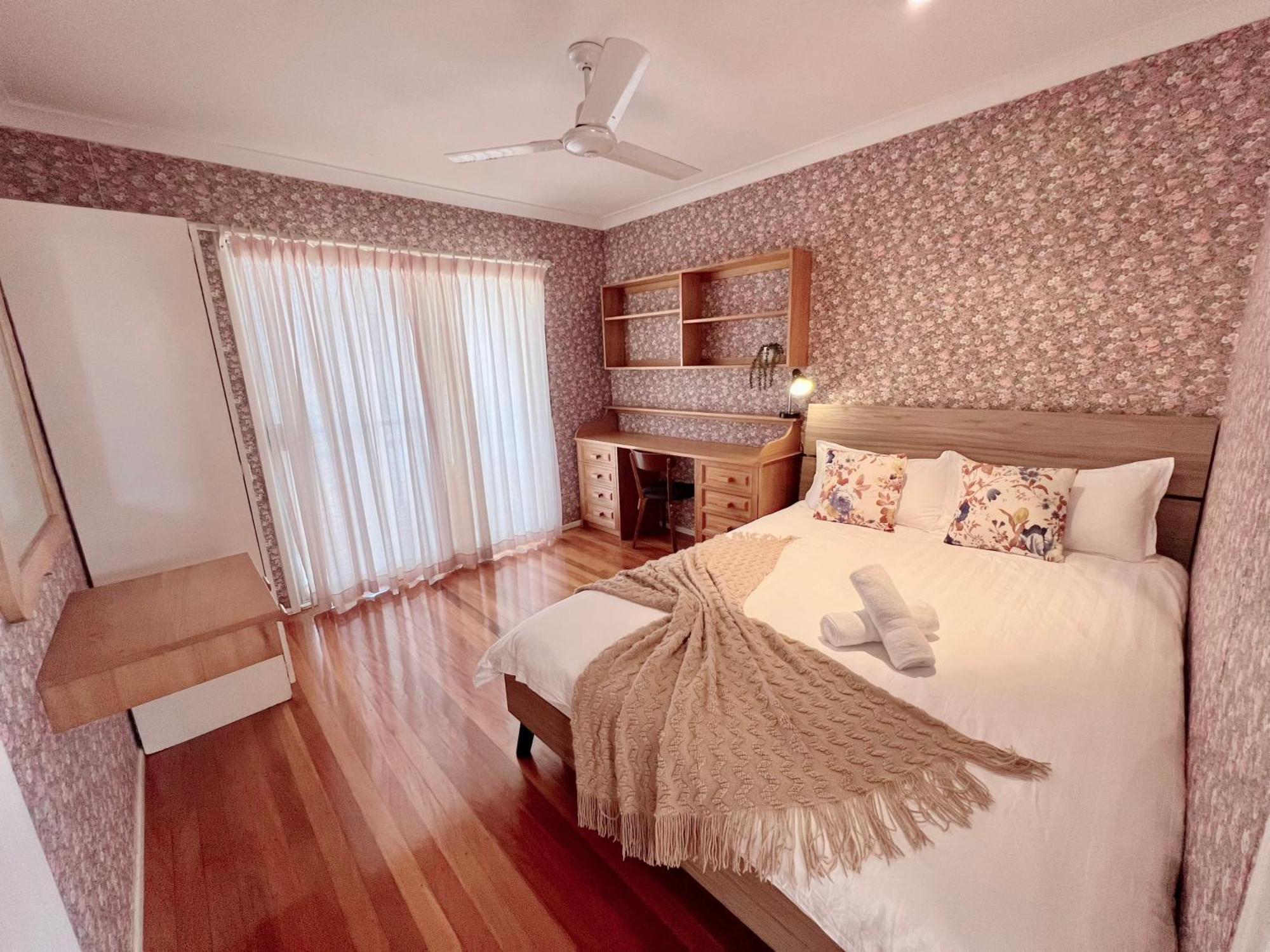 Villa Family Cozy Retreat Near Westfield *