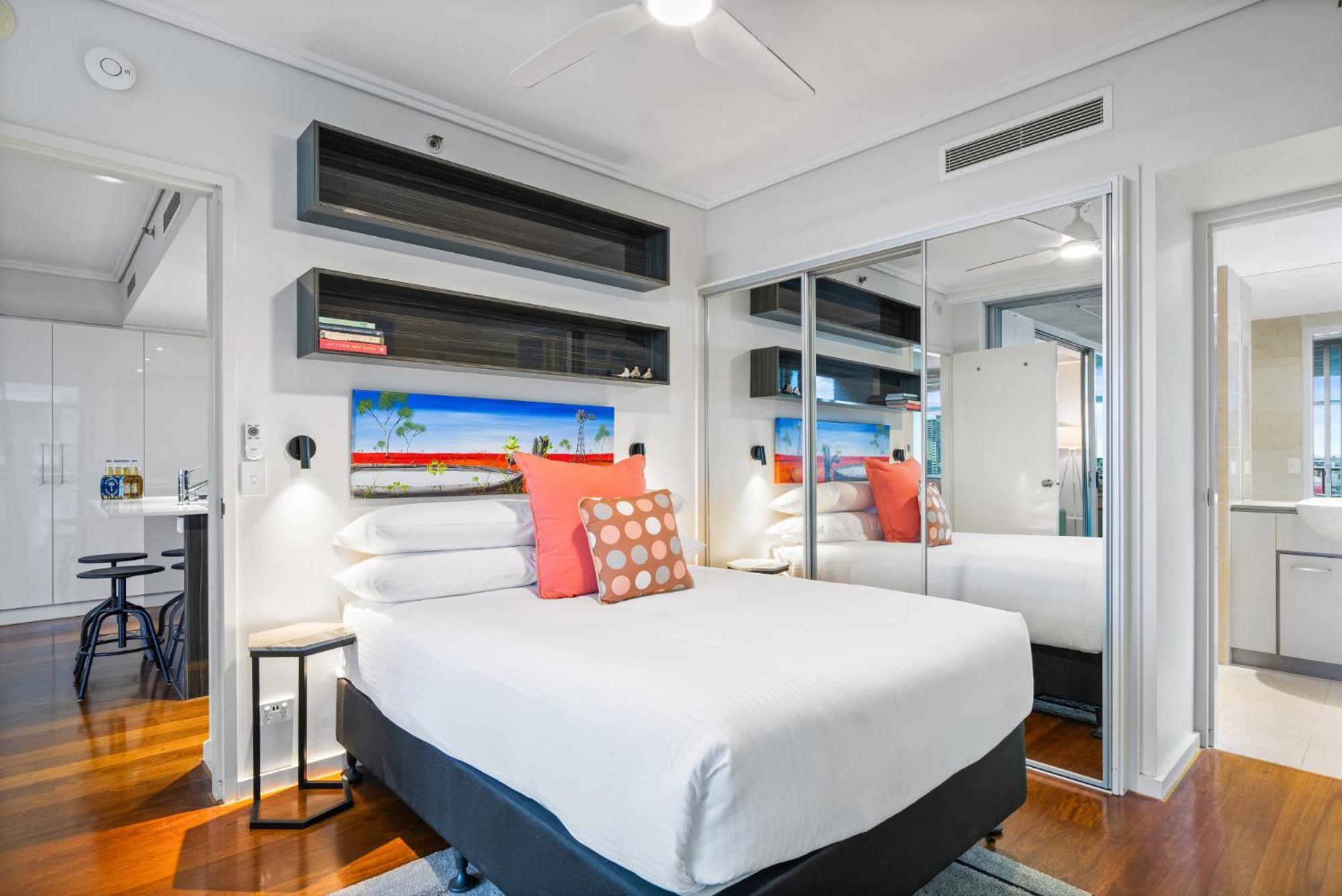 2-bed Pad With Pool & Gym Brisbane