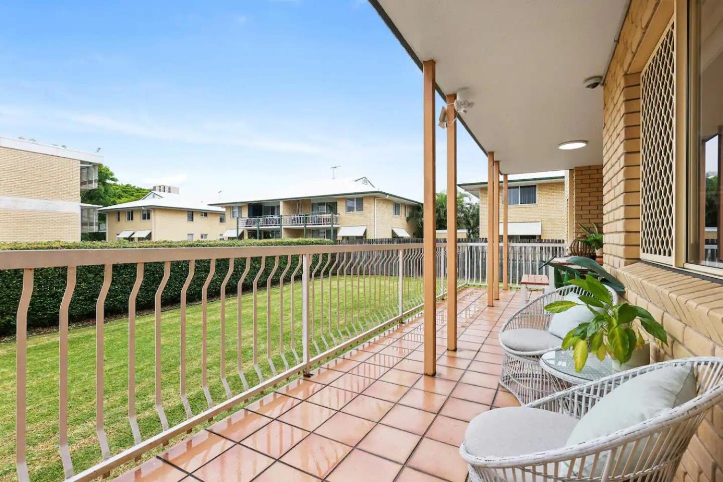 Cozy 2br Near The River