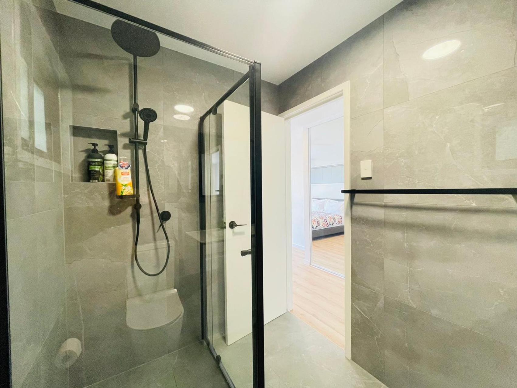 262atroughton Brisbane