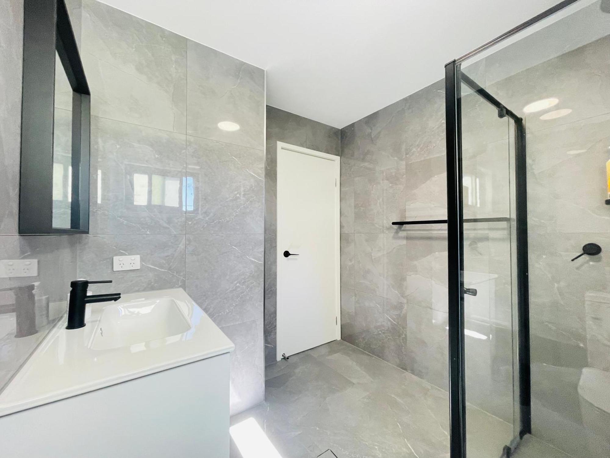 262atroughton Guest house Brisbane