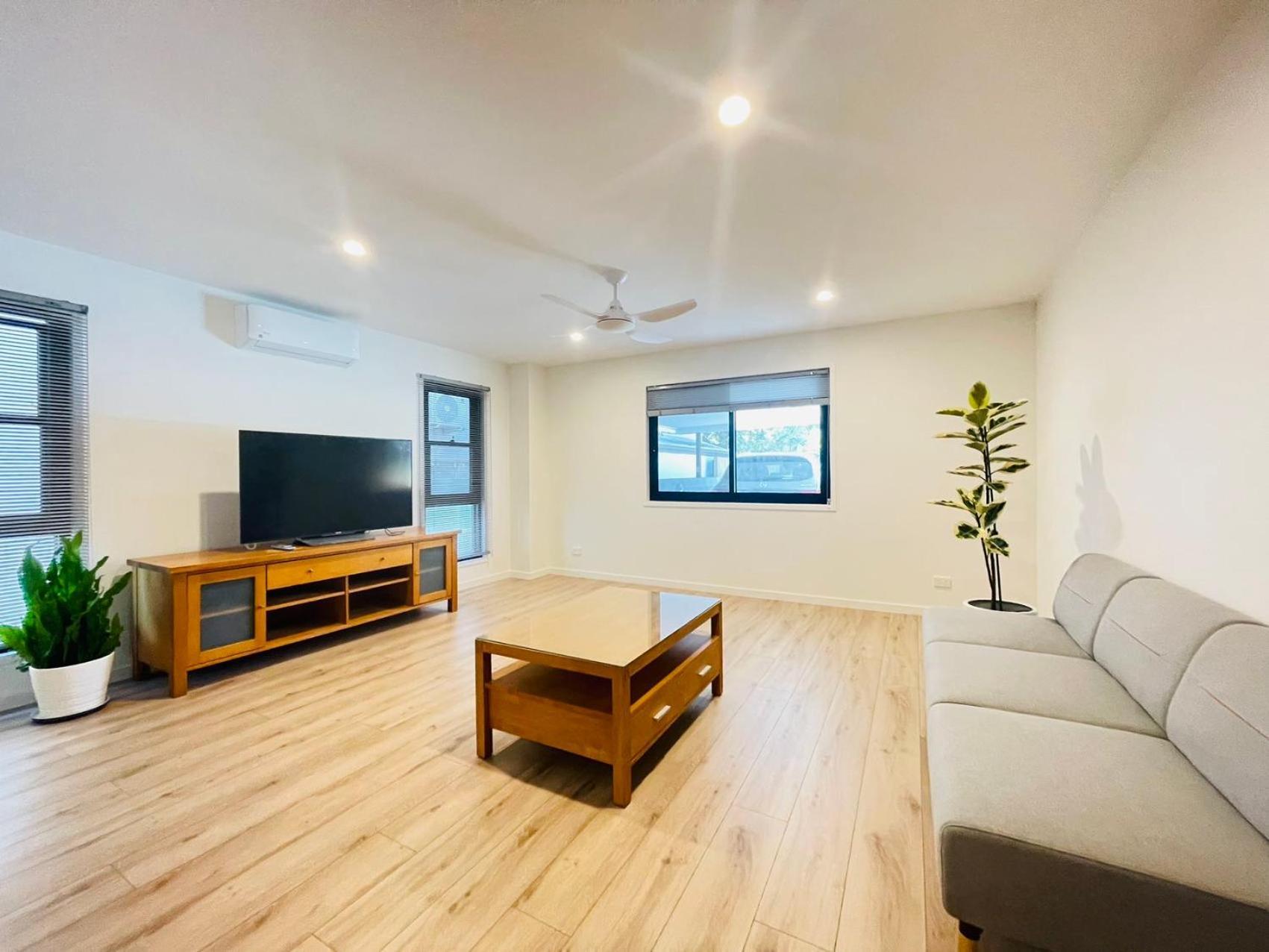 262atroughton Guest house 3*