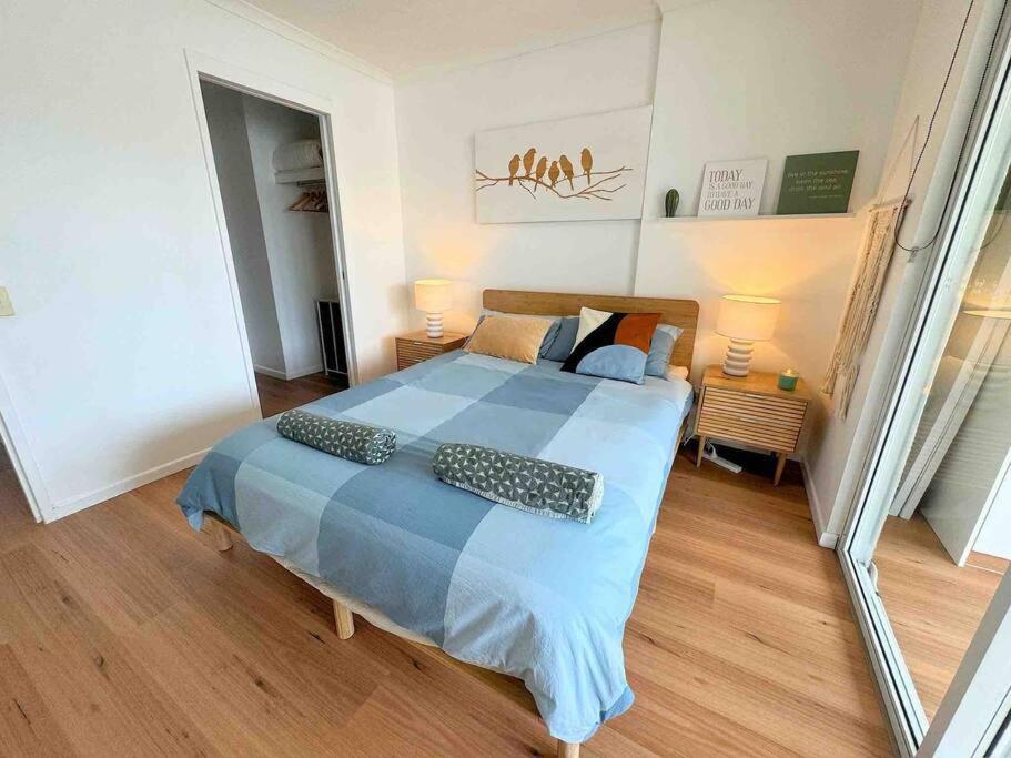 Spacious With Pool & Parking Brisbane