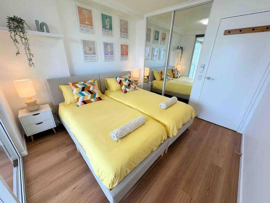 Spacious With Pool & Parking Apartment Brisbane