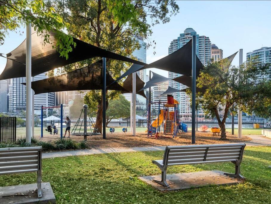 Main Point 1bed 1bath 1car 5 Mins To Cbd *