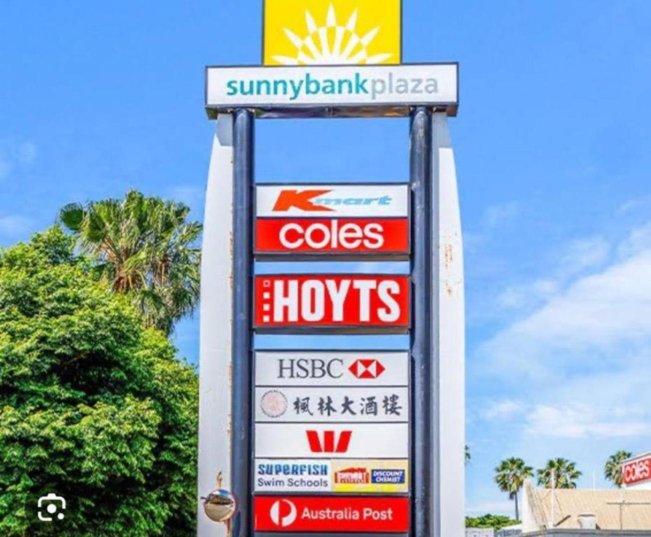 262atroughton Guest house