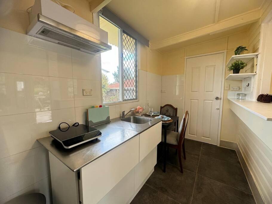 Urban Oasis In Salisbury Holiday home *