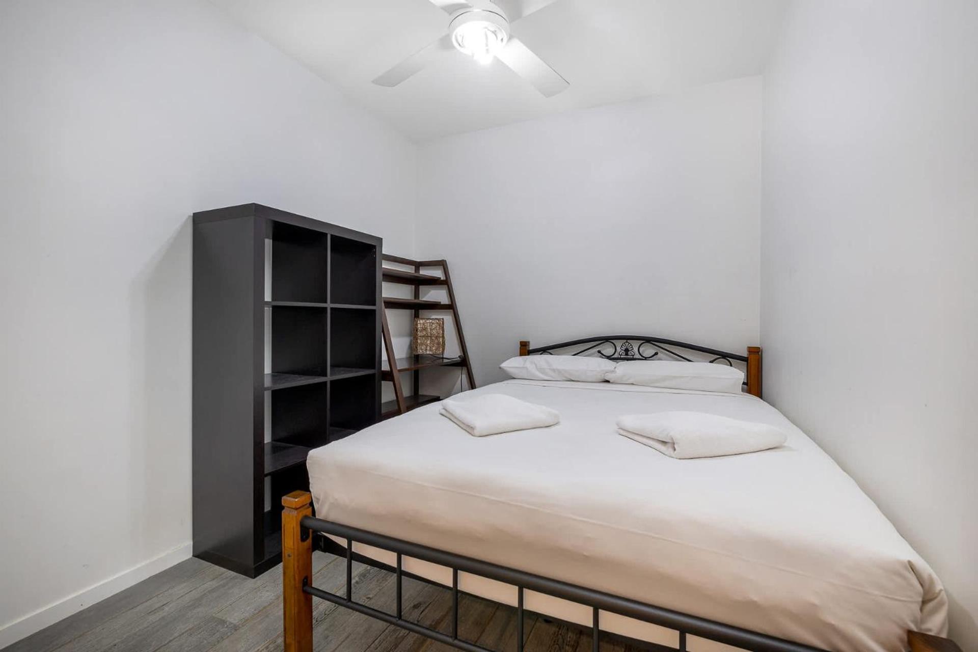 Apartment Spacious 2 Bedroom In *