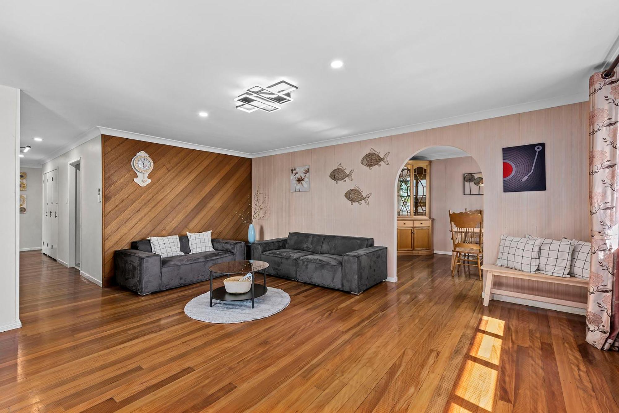 Spacious Upstair Comforts 13km From Cbd&airport Holiday home *