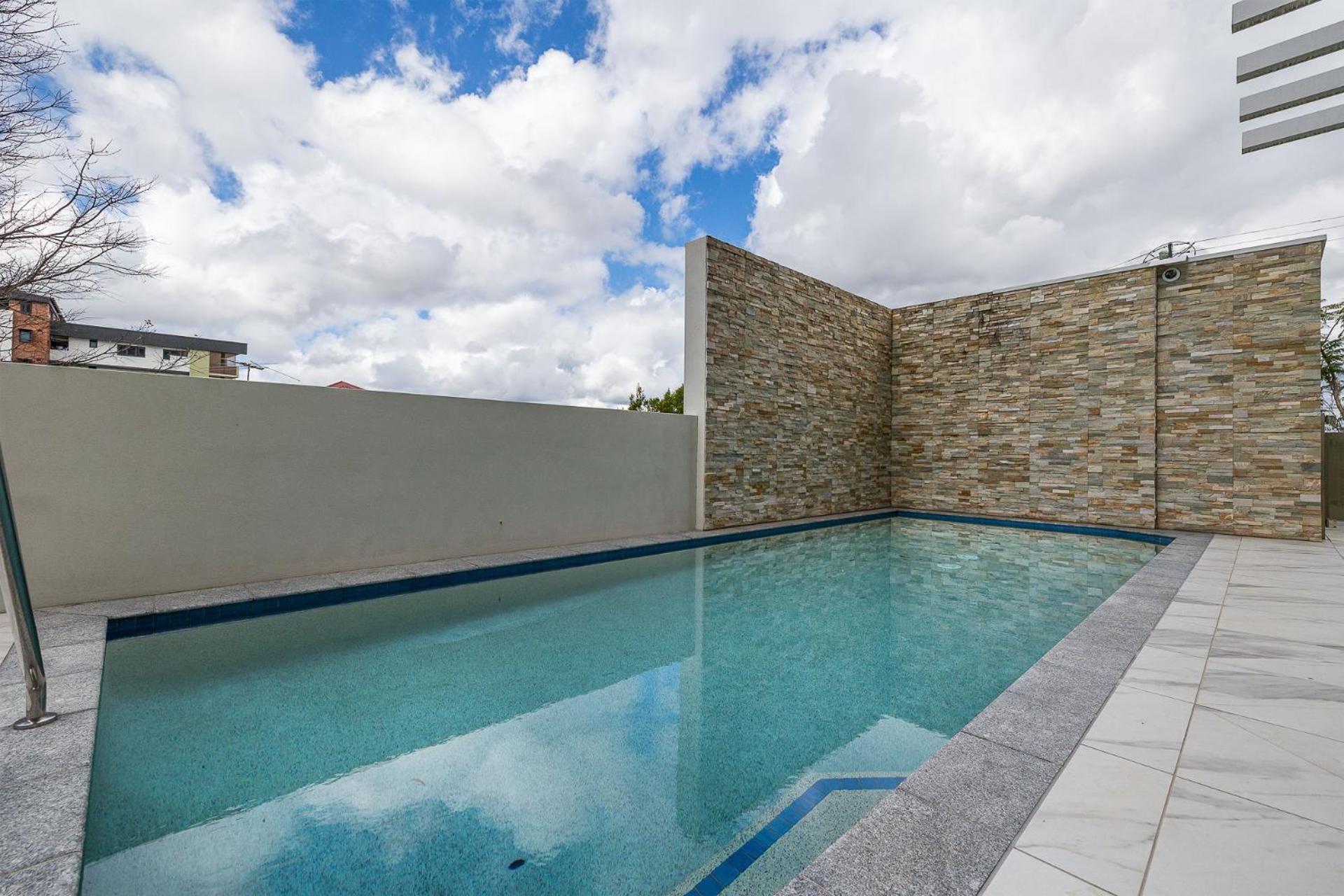 Spacious 2 Bedroom In Woolloongabba Apartment Brisbane