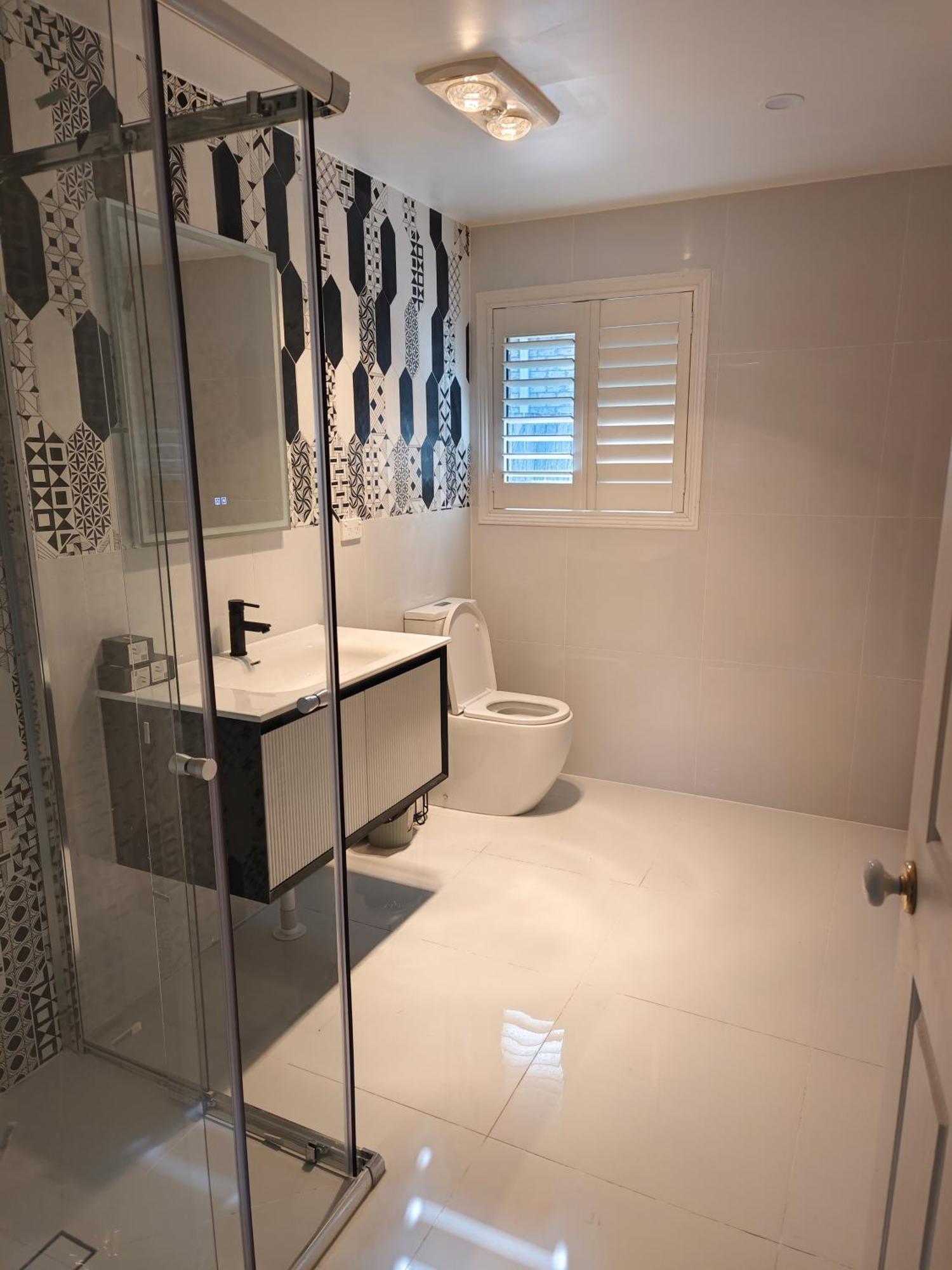 Luxury 3 Bedroom House Near Emp Brisbane