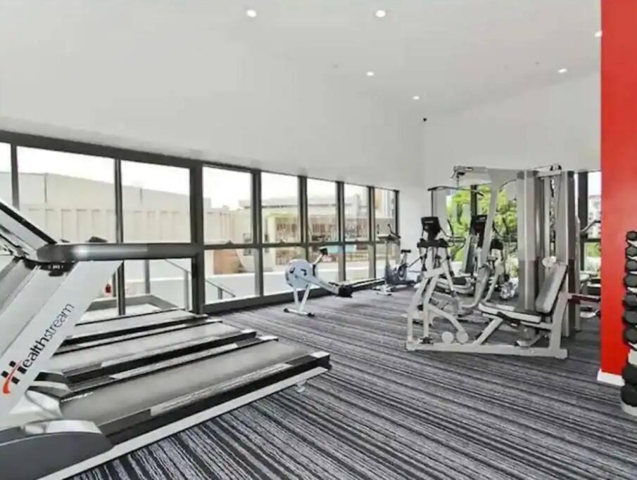 Meriton Soleil Above The Clouds - Central Lv 56 Sky With Story Bridge Views & Free Onsite Carpark * Brisbane