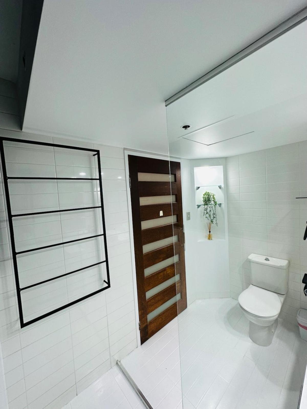 Cbd High Rise River Citywalk Freeparking Wi-fi