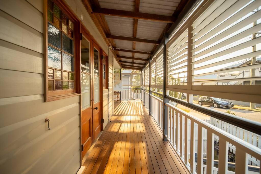 Holiday home House Of Fairy Wren -charming Queenslander Mins Drive To Cbd And Gabba Stadium! *
