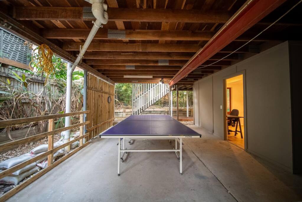 House Of Fairy Wren -charming Queenslander Mins Drive To Cbd And Gabba Stadium! Brisbane