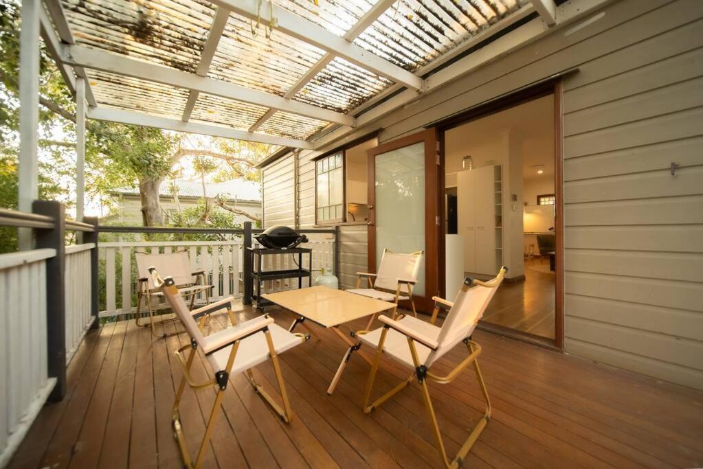 House Of Fairy Wren -charming Queenslander Mins Drive To Cbd And Gabba Stadium! * Brisbane