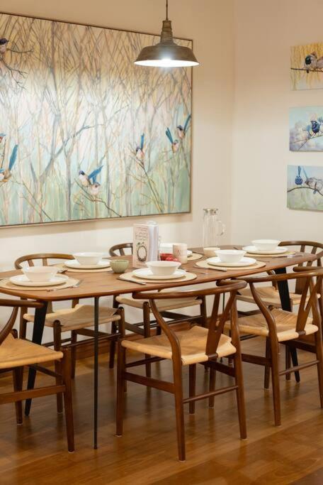 Holiday home House Of Fairy Wren -charming Queenslander Mins Drive To Cbd And Gabba Stadium! *