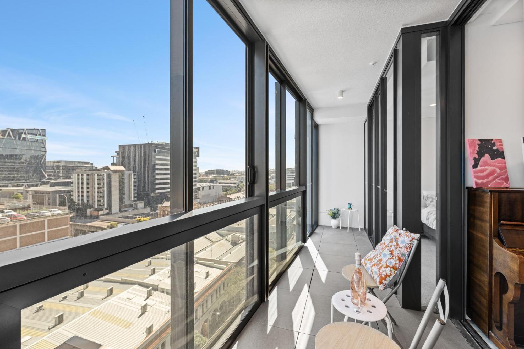 Breathtaking Fortitude Valley Apartment