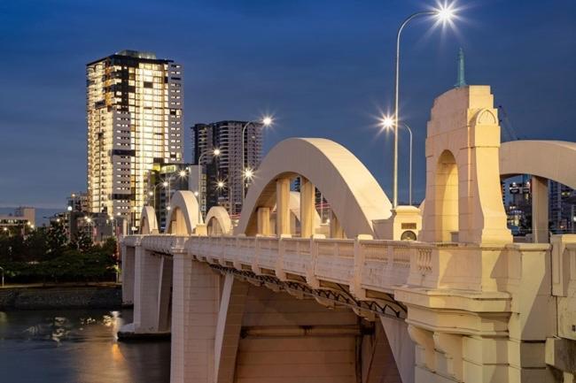 The Grand Panorama Riverside Escape With 3bd