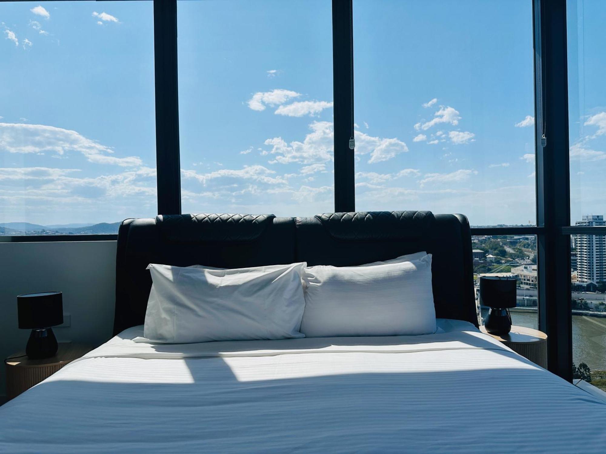 The Grand Panorama Riverside Escape With 3bd Apartment *