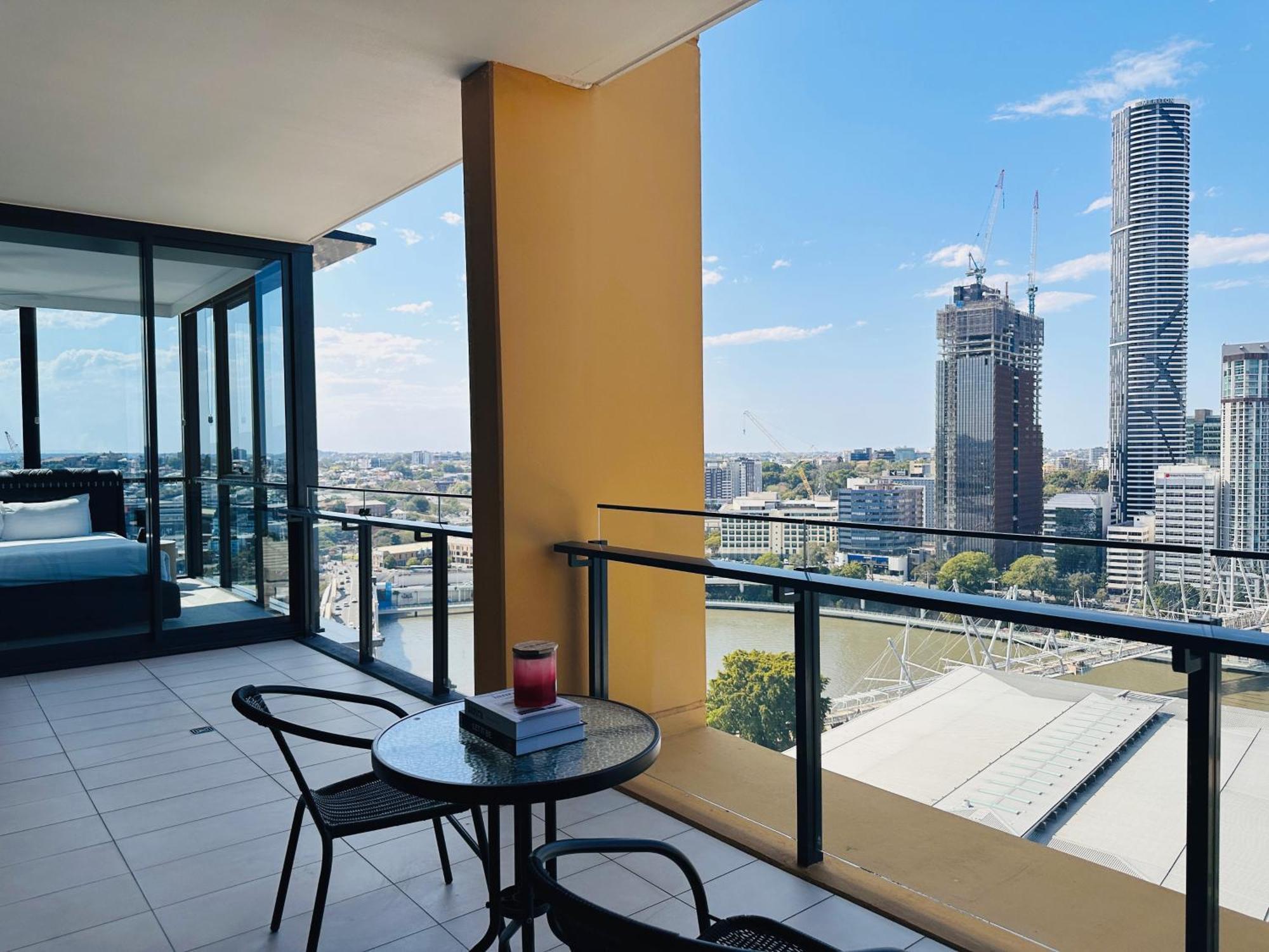 The Grand Panorama Riverside Escape With 3bd