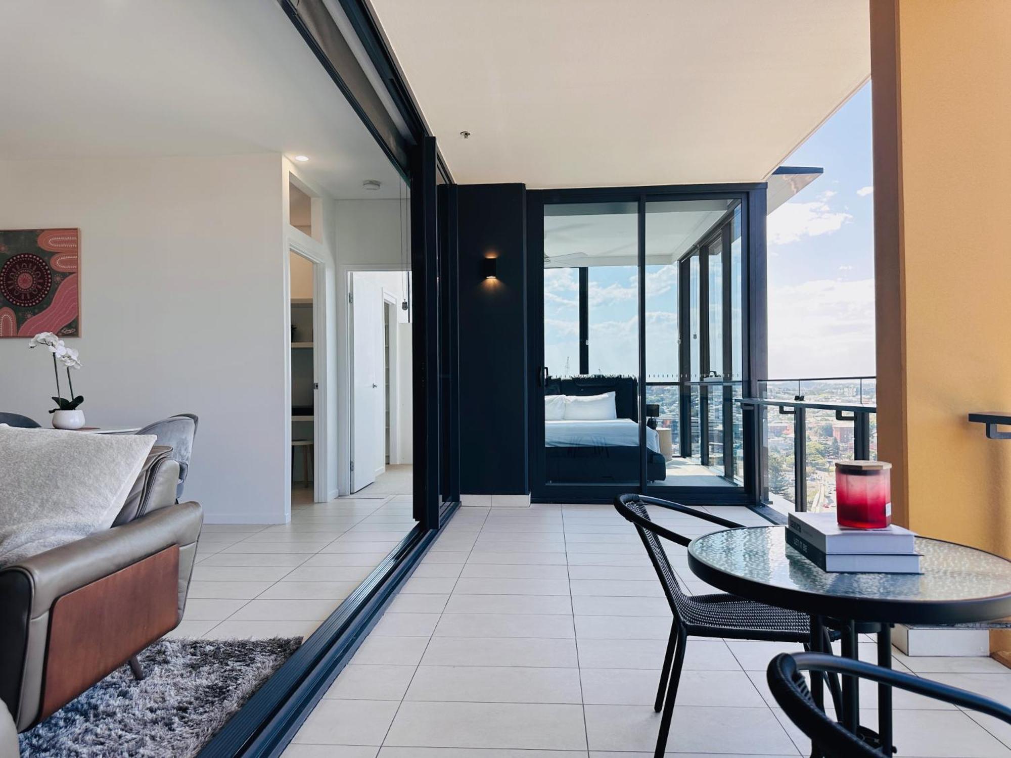 The Grand Panorama Riverside Escape With 3bd Apartment Brisbane