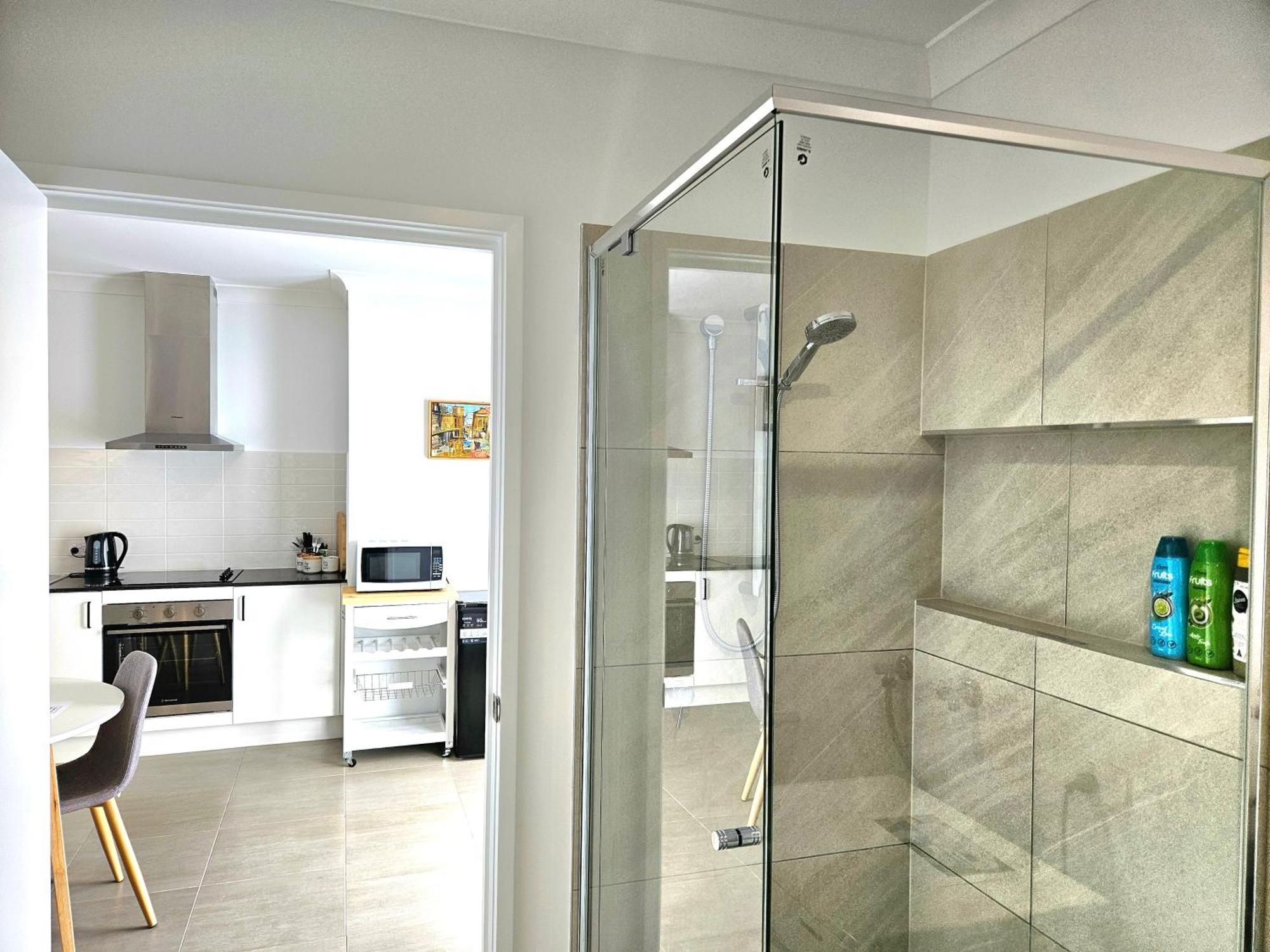 Brand New Stylish Tranquil & Self Check In * Brisbane