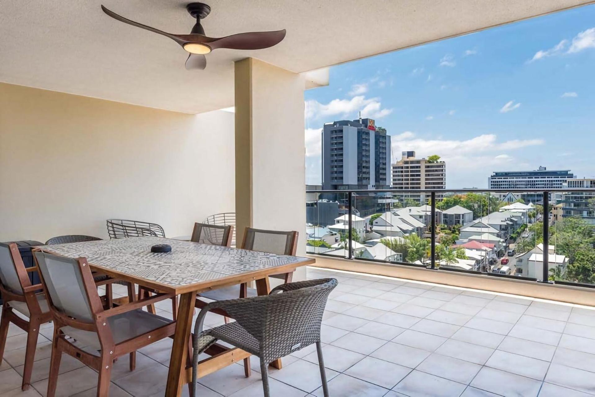 Springs Haven Pool & Parking