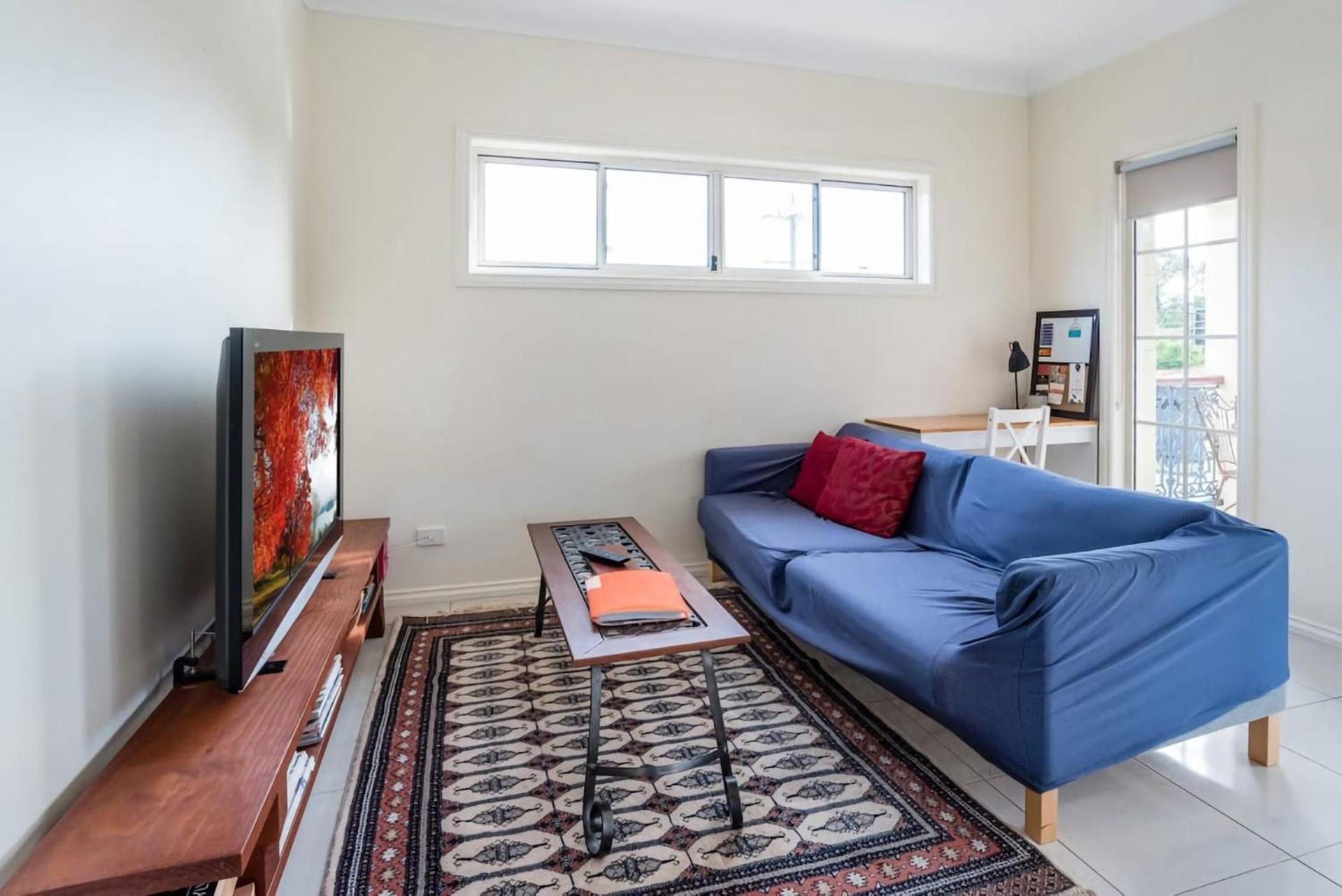 Contemporary 2br Escape Upper Level Sanctuary *
