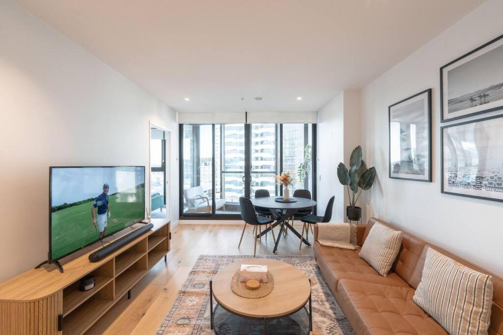Fv Peppers 2br 2ba W Parking, Shared Spa, Gym, Pool Brisbane