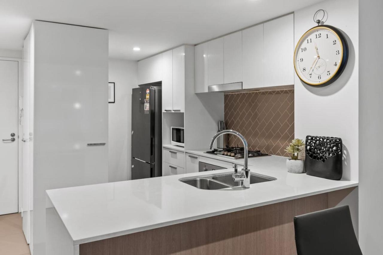 Modern 2b2b Only 10mins To Airport N Southbank *