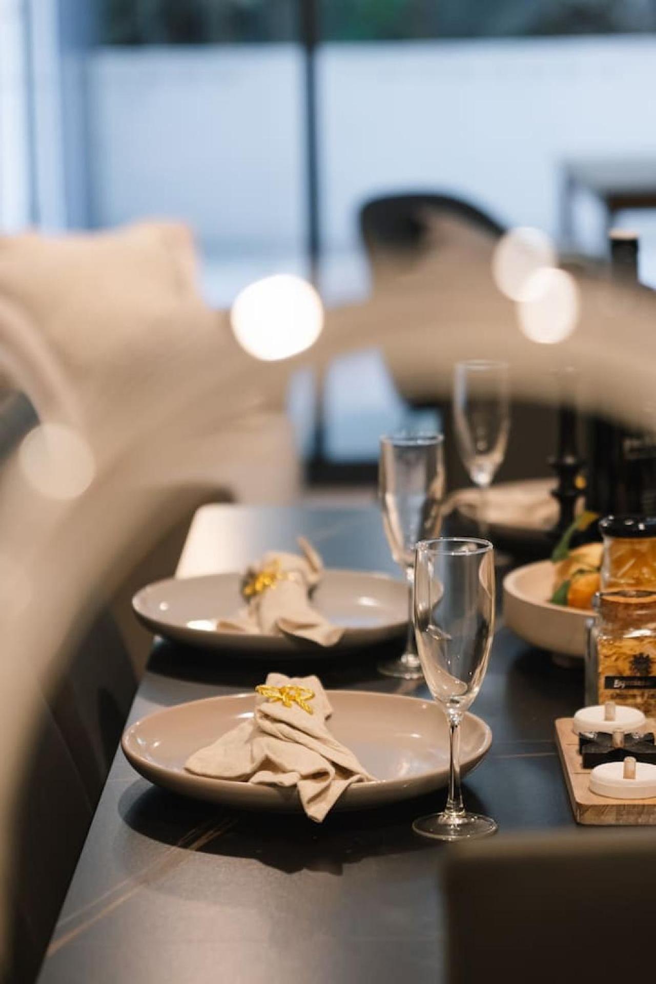 Modern 2b2b Only 10mins To Airport N Southbank