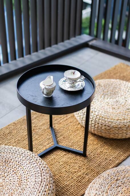 West End Boutique - Private 2 Bedroom 2 Bathroom Near South & Bne City Apartment *