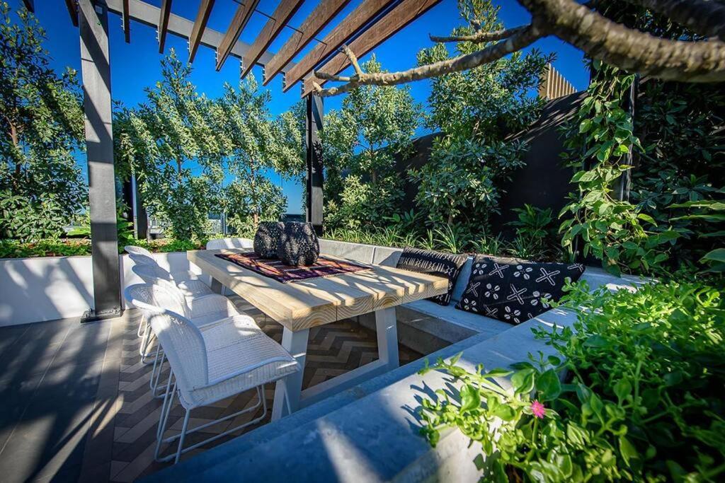 Apartment West End Boutique - Private 2 Bedroom 2 Bathroom Near South & Bne City *