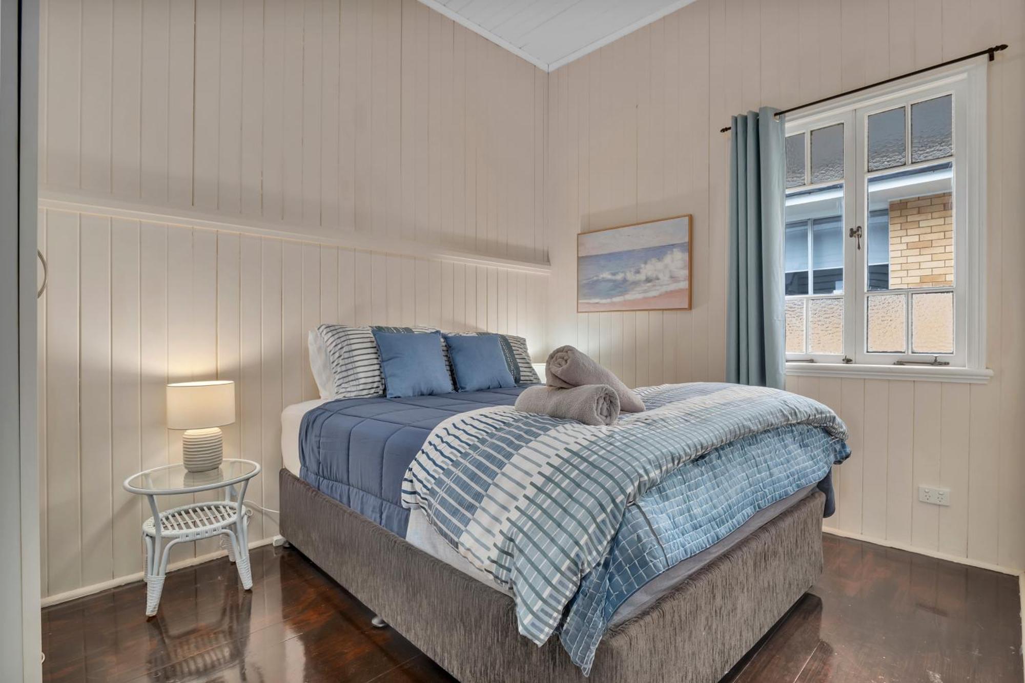 Holiday home Cedar Street Upper 3br2bath Pets *