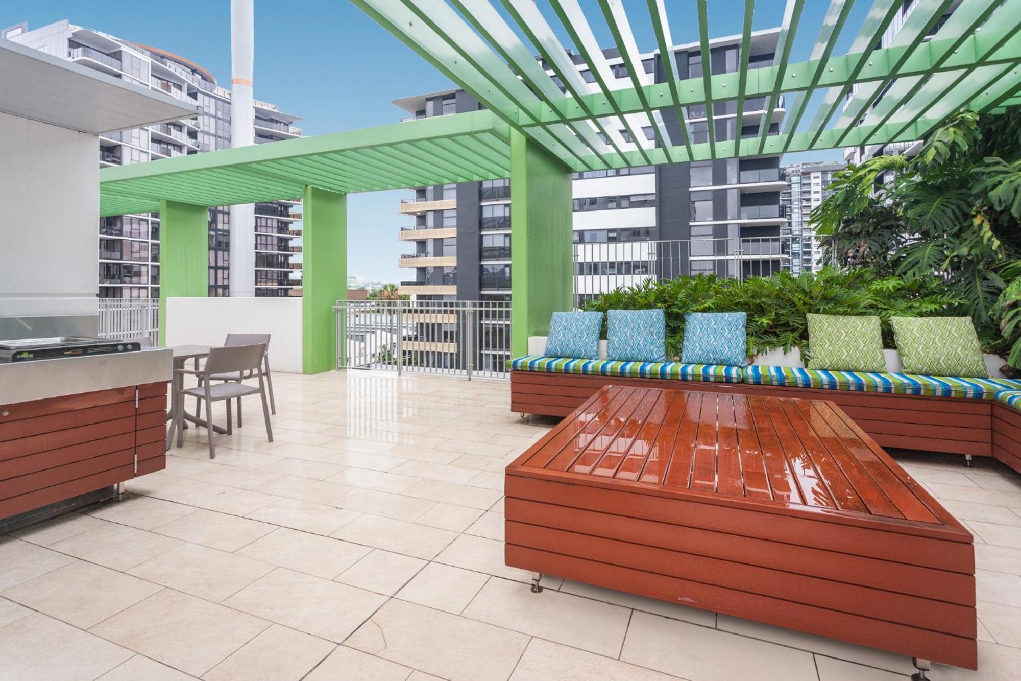 Apartment Beautiful Unit With Gym And Pool Near Museums