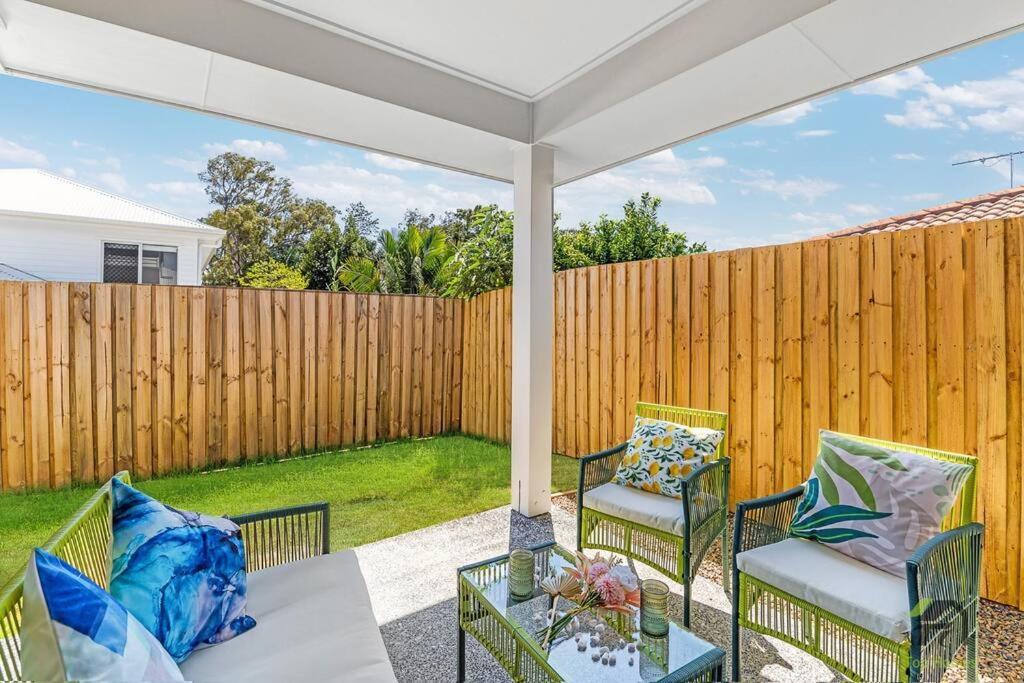 Serenity In Richlands Villa Brisbane