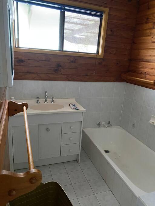 Family 3-bedroom Everton Hills Apartment Brisbane