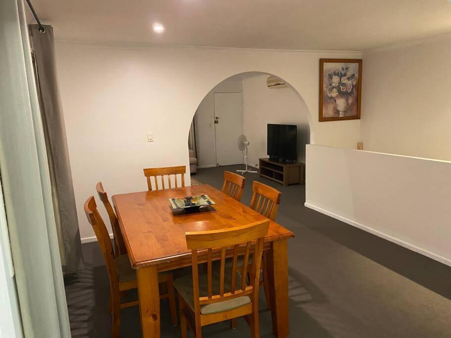 Apartment Family 3-bedroom Everton Hills Brisbane