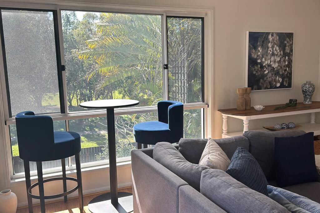 Arcadia 5br Golfside Parkview Mansion-tranquil, Huge Deck * Brisbane